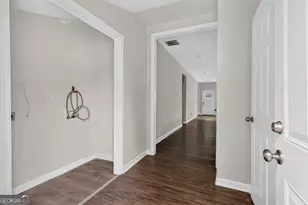 1596 Jonesboro Rd SE, Atlanta, GA 30315 - Photo 10