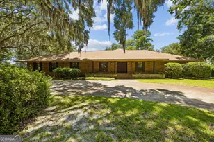 811 Park St, Saint Marys, GA 31558 - Photo 1