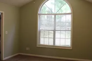 202 Foxdale Ct, Lagrange, GA 30240 - Photo 10