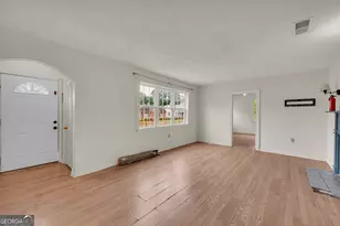 221 Edwards St, Elberton, GA 30635 - Photo 8