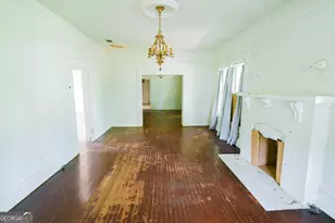 1303 Carswell Ave, Waycross, GA 31503 - Photo 12
