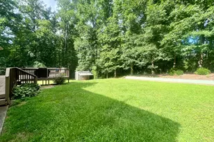 140 Little Creek Dr, Sharpsburg, GA 30277 - Photo 4