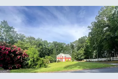 140 Little Creek Drive, Sharpsburg, GA 30277 - Photo 2