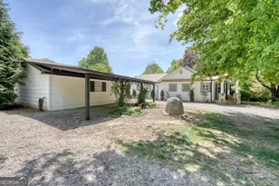 710 Town Mountain Rd, Hayesville, NC 28904 - Photo 16