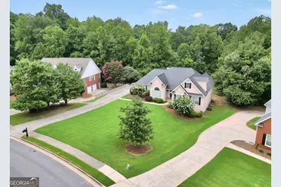 825 Deerwood Drive, Stockbridge, GA 30281 - Photo 10