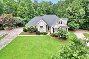 825 Deerwood Dr, Stockbridge, GA 30281 - Photo 4