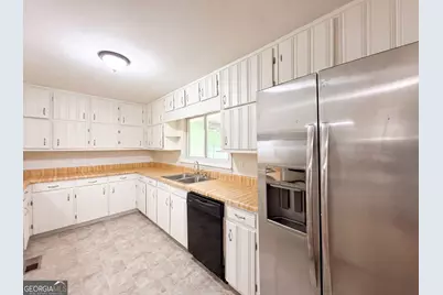 210 Pinewood Lane, Stockbridge, GA 30281 - Photo 12