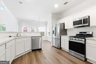 224 Brookhaven Ct, Acworth, GA 30102 - Photo 2