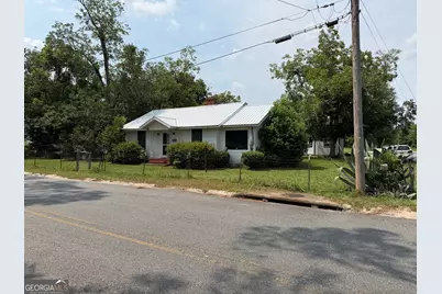 1302 Elizabeth Street, Waycross, GA 31503 - Photo 2