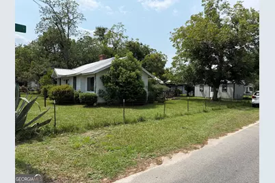 1302 Elizabeth Street, Waycross, GA 31503 - Photo 4