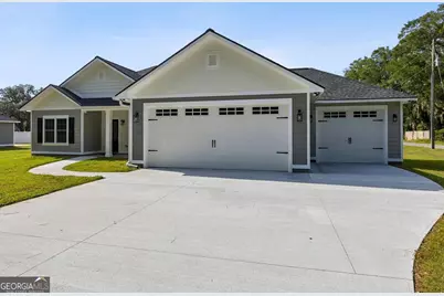 215 McQueen Street, Folkston, GA 31537 - Photo 1