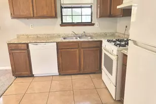 318 River Oak Dr, Riverdale, GA 30274 - Photo 8