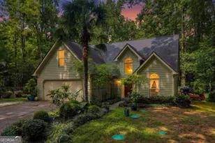 1060 Sharon Pl, Watkinsville, GA 30677 - Photo 2