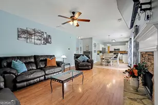 1128 Bankside Ct, Buford, GA 30518 - Photo 4