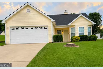 649 Forest Hills Path, Forest Park, GA 30297 - Photo 1