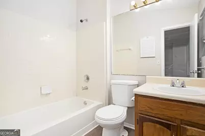 5731 Wells Circle, Stone Mountain, GA 30087 - Photo 10