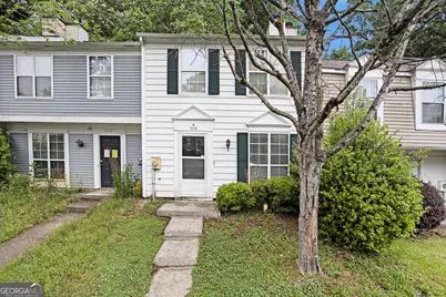 5731 Wells Circle, Stone Mountain, GA 30087 - Photo 1