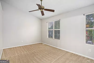 5731 Wells Circle, Stone Mountain, GA 30087 - Photo 12