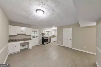 2611 Golfview Terrace SE, Conyers, GA 30013 - Photo 14