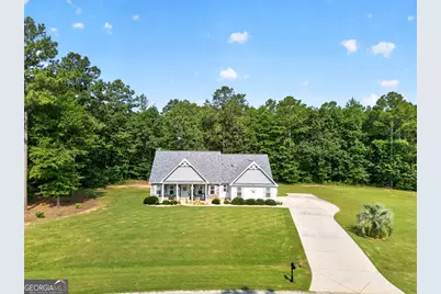 225 Cole Forest Boulevard, Barnesville, GA 30204 - Photo 1