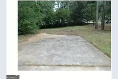 411 Safari Circle #1, Stone Mountain, GA 30083 - Photo 2