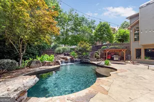 2318 Reubens Run, Marietta, GA 30064 - Photo 2