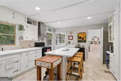 1191 W Wesley Road NW, Atlanta, GA 30327 - Photo 12