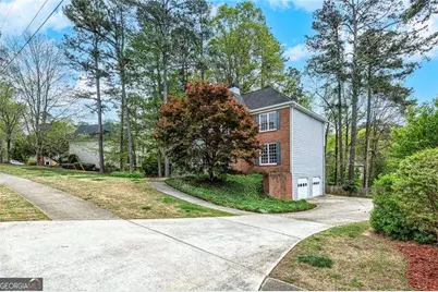 6321 Woodlore Drive NW, Acworth, GA 30101 - Photo 4