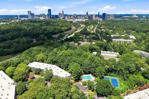 4302 Pine Heights Dr NE, Atlanta, GA 30324 - Photo 4