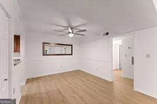 6900 Roswell Rd, Sandy Springs, GA 30328 - Photo 12