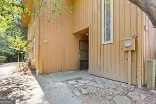 836 Lake Hollow Blvd SW, Marietta, GA 30064 - Photo 1