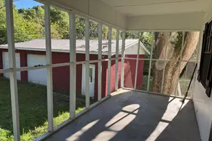 313 Carter St, Greenville, GA 30222 - Photo 16