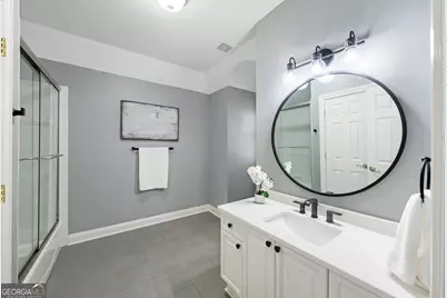 305 Forrest Lake Drive, Sandy Springs, GA 30327 - Photo 40