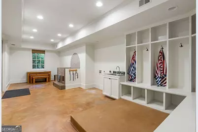 305 Forrest Lake Drive, Sandy Springs, GA 30327 - Photo 52