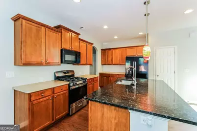 5521 Village Trace, Union City, GA 30291 - Photo 2