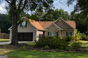 30 Oakbrook Ln, Covington, GA 30016 - Photo 1