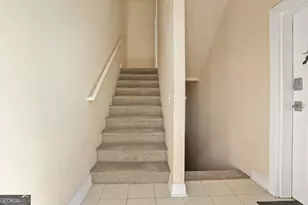 302 Lorch St, Savannah, GA 31401 - Photo 26