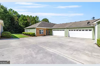 1502 Commonwealth Circle, Newnan, GA 30263 - Photo 2