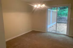 1652 Grist Mill Dr, Marietta, GA 30062 - Photo 6
