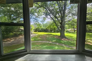 2498 Johnson Dr, Doraville, GA 30340 - Photo 14