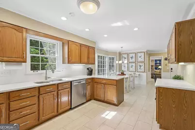5271 Wyntercreek Way, Dunwoody, GA 30338 - Photo 14