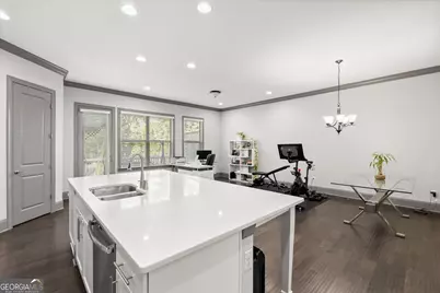 1820 Stephanie Trail, Atlanta, GA 30329 - Photo 18