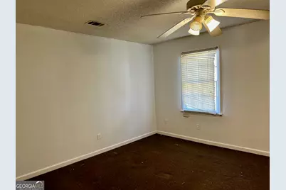 7978 Woodlake Drive, Riverdale, GA 30274 - Photo 4