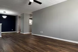 9302 Fairington Ridge Cir, Lithonia, GA 30038 - Photo 2