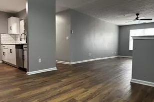 9302 Fairington Ridge Cir, Lithonia, GA 30038 - Photo 4