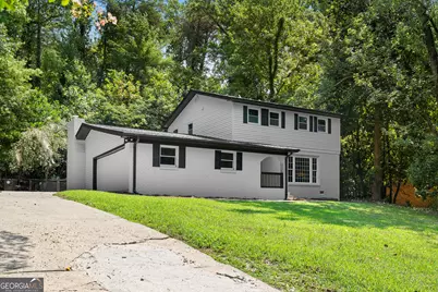 1973 Pine Tree Trail, Gainesville, GA 30501 - Photo 2