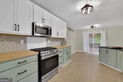 8011 Huntcliff Road, Woodstock, GA 30189 - Photo 8