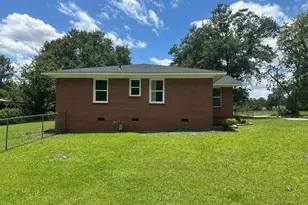 1300 Stonewall St, Dublin, GA 31021 - Photo 14