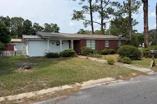 135 Morgan St, Waycross, GA 31501 - Photo 1