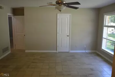 2336 Bonner Road, East Point, GA 30344 - Photo 2